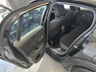 Peugeot e-208 Active Pack 50 kWh picture 20