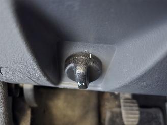Dacia Logan 1.6 Ambiance picture 20