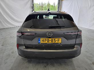 Opel Astra SPORTS TOURER 1.6 T. PHEV Edition picture 6