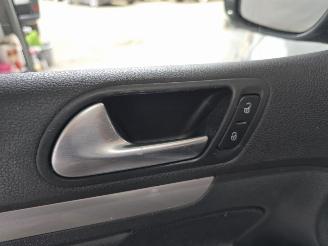 Volkswagen Golf 1.4 TSI Optive 4 picture 24