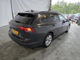 Volkswagen Golf 1.5 TSI Life Business picture 7