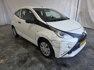 skadebil auto Toyota Aygo 1.0 VVT-i x 2016/11