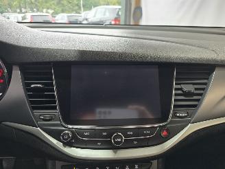 Opel Astra 1.0 Online Edition picture 30