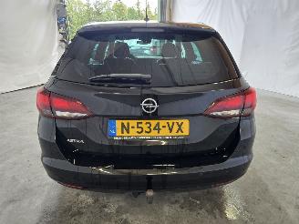 Opel Astra SPORTS TOURER picture 6
