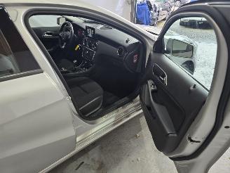 Mercedes A-klasse 160 Ambition picture 14