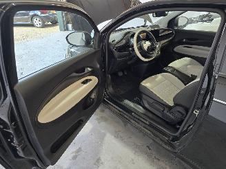 Fiat 500 3+1 La Prima 42 kWh picture 20