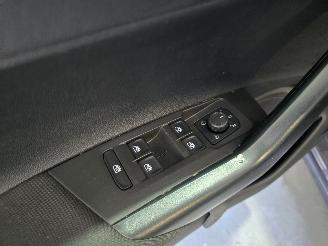 Volkswagen Polo 1.0 TSI Life picture 26