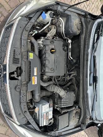 Kia Cee d 1.4 CVVT X-ecutive picture 13