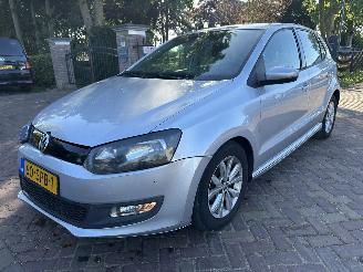 krockskadad bil auto Volkswagen Polo 1.2 TDI Bl.M. Comfl. 2011/12
