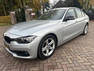  BMW 3-serie 330e Cent. Exec. 2016/8