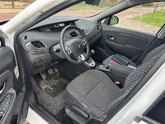 Renault Scenic 1.6 Parisiènne picture 12