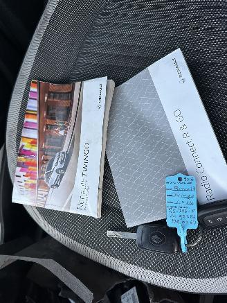 Renault Twingo 1.0 SCe Collection picture 12