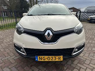 Renault Captur 0.9 TCe Dynamique picture 2