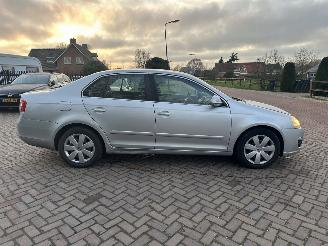Volkswagen Jetta 2.0 TDI automaat picture 5