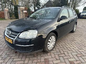 krockskadad bil auto Volkswagen Golf Variant 1.9 TDI Trendline 2008/1