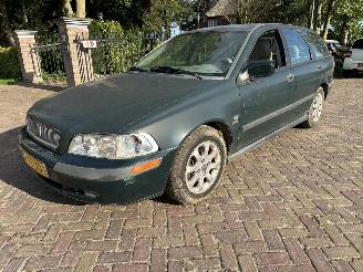 Auto incidentate Volvo V-40 1.8 automaat 2000/1