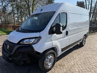 Schade bestelwagen Fiat Ducato Maxi 35HD 2.2 103 kW NEW car 2024/2