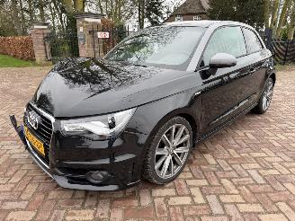 Voiture accidenté Audi A1 1.2 TFSI Attraction 2011/4