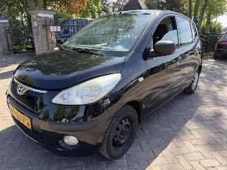 uszkodzony samochody osobowe Hyundai I-10 1.1 Active Cool 2008/5