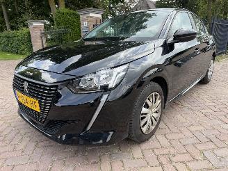 damaged passenger cars Peugeot 208 1.2 PURETECH ACTIVE 2022/8