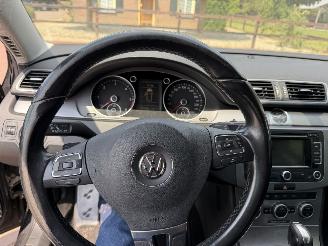 Volkswagen Passat 1.6 TDI Comfortline Executive Edition BlueMotion picture 17