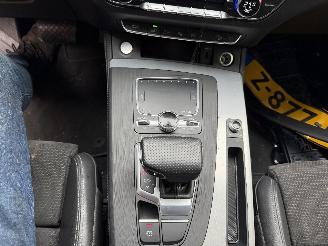 Audi Q5 55 TFSI e quattro Competition picture 32