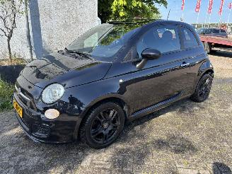 krockskadad bil auto Fiat 500 Sport clima 2014/2