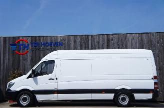 Schadeauto Mercedes Sprinter 310 CDi Maxi Automaat 2-Persoons 70KW Euro 5 2014/7