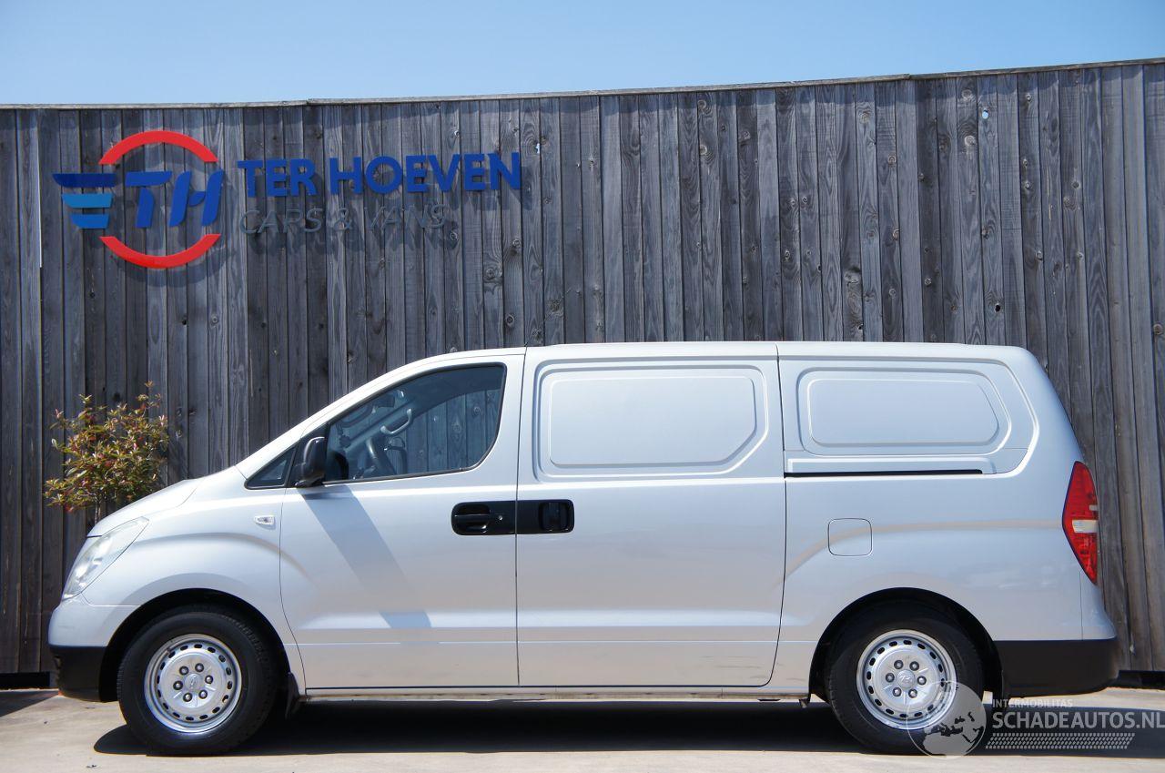 Hyundai H-300 2.5 CRDi Lang Airco 3-Persoons Trekhaak 125KW Euro 4