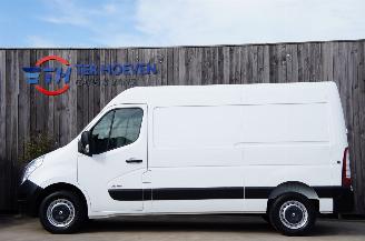 Schadeauto Renault Master 2.3 DCi L2H2 Automaat Airco Naci Cruise Trekhaak 92KW Euro 5 2013/6
