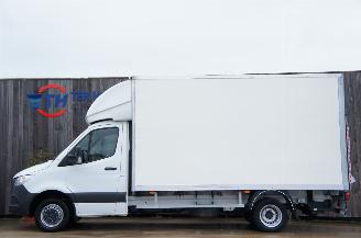 Schadeauto Mercedes Sprinter 314 CDi Koffer Laadklep Airco Cruise Apple Carplay 105KW Euro 6 2019/4