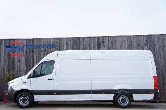 Schadeauto Mercedes Sprinter 317 CDi Maxi Airco Cruise Stoelverwarming 360° 125KW Euro 6 2022/11