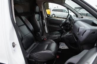 Peugeot Partner 1.6 HDi Geisoleerde Laadruimte Klima Trekhaak 55KW Euro 5 picture 10