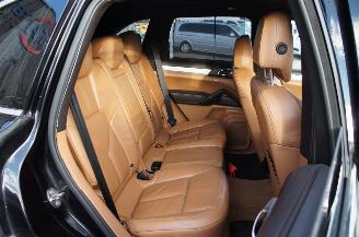 Porsche Cayenne 3.0 Diesel Airco Navi Cruise Luchtvering MotorSchade! 177KW Euro 5 picture 10