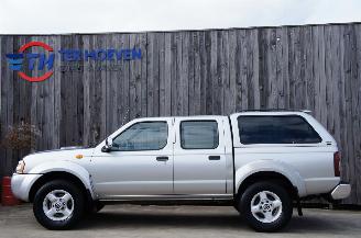 Auto incidentate Nissan Navara Pick-Up 2.5 DCi Double Cab 4X4 Trekhaak Airco 98KW 2004/3