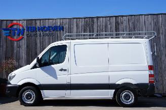 krockskadad bil auto Mercedes Sprinter 211 CDi L1H1 Automaat Airco Navi Camera Trekhaak 84KW Euro 6 2016/10