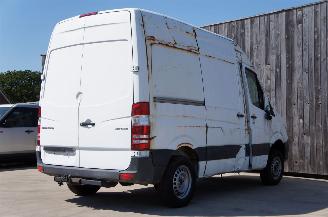 Mercedes Sprinter 211 CDi L1H2 Diefstalschade ! Geen motor en bak ! picture 3