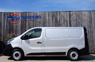 krockskadad bil auto Opel Vivaro 1.6 CDTi L1H1 Airco Cruise LED 70KW Euro 6 2018/4