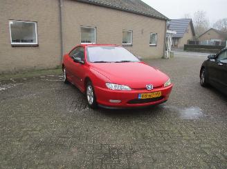 Schadeauto Peugeot 406 Coupe 2.0-16V LPG 2001/10