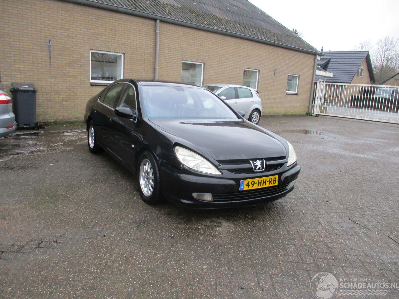 Peugeot 607 2.2-16V