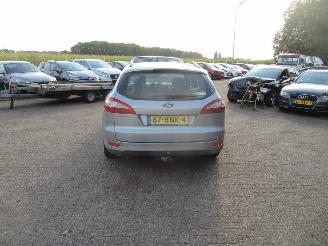 Ford Mondeo 2.0-16V Trend Wagon picture 6