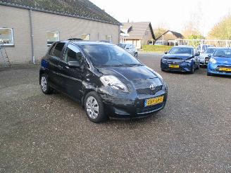 krockskadad bil auto Toyota Yaris 1.3 VVTi Comfort 5drs 2009/11