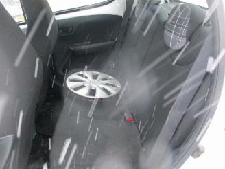 Peugeot 108 1.0  e-VTi Active picture 27