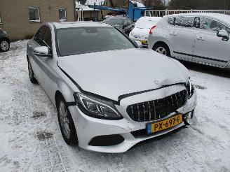 Schadeauto Mercedes C-klasse 180 Prestige Aut REST BPM 800 EURO !!!! 2016/7