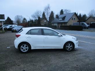 Kia Rio 1.0 TGDI Comf Pl.Nav 1E Eig NAP picture 8