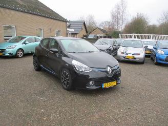 Auto incidentate Renault Clio 0.9TCe Dynamique 5drs 2013/4