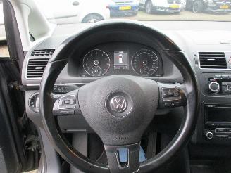 Volkswagen Touran 1.2 TSI HighL BleuM REST BPM 400 EURO !!!! picture 15