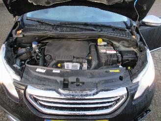 Peugeot 2008 1.2 PureTech Allure Aut REST BPM 400 EURO !!!! picture 14