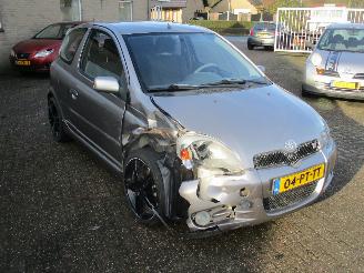 Unfallwagen Toyota Yaris 1.5-16V VVT-i Sport 2001/6