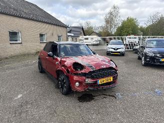 uszkodzony samochody osobowe Mini Cooper 1.5 Cooper Chili Bns 2015/5